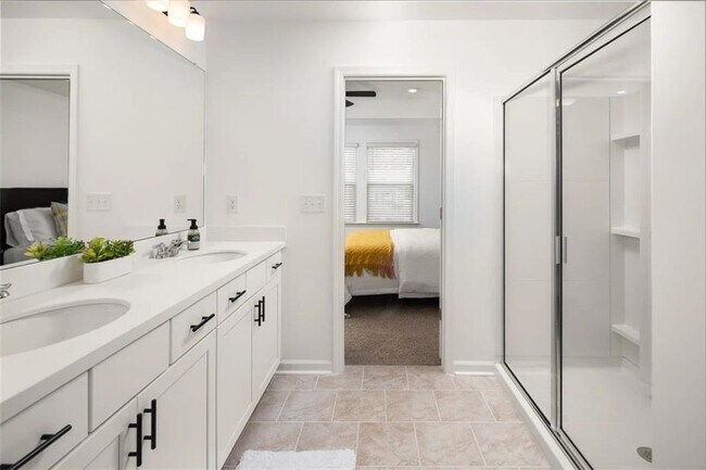 Building Photo - 626 Wynard Pl