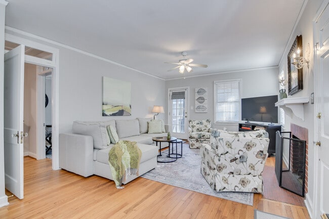 Building Photo - 2631 Oakland Ave