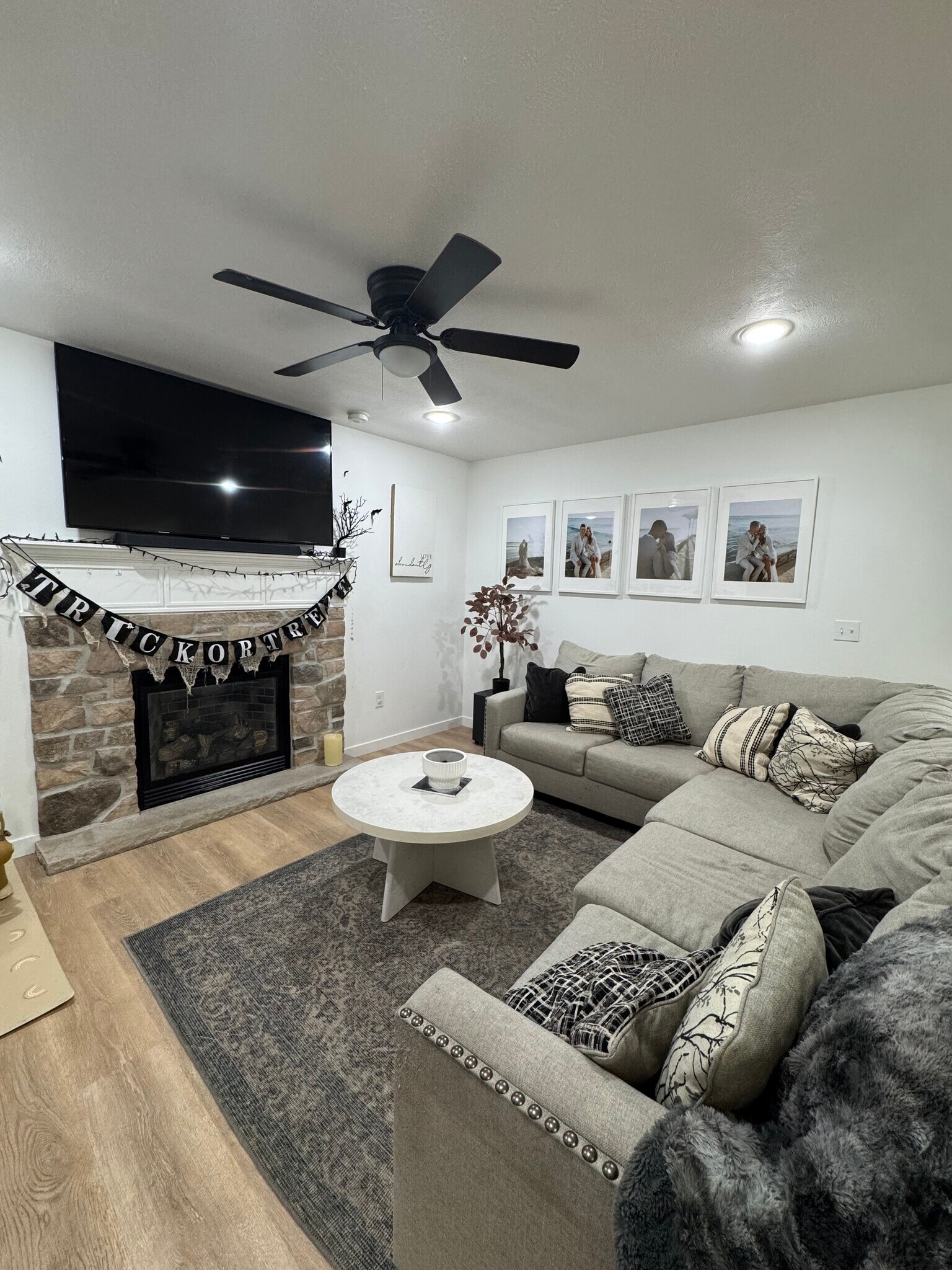 Building Photo - 2944 W 18th Ave