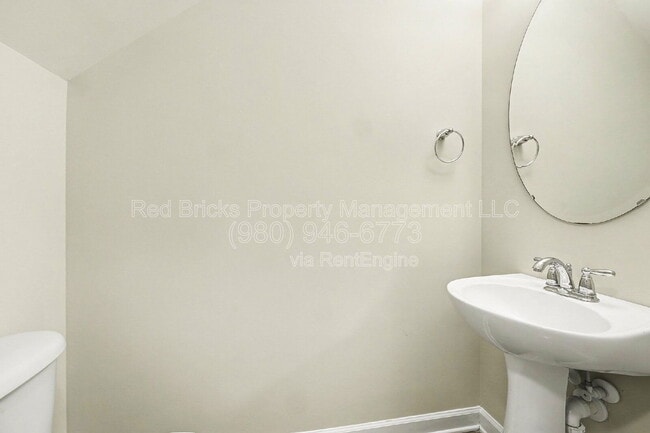 Building Photo - 13844 Cypress Woods Dr