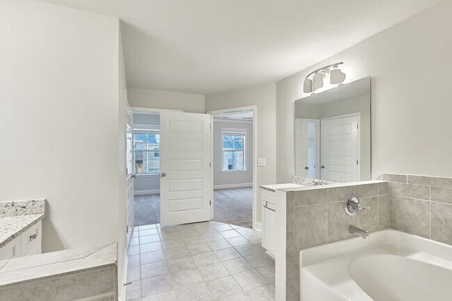 Building Photo - 5745 Rocky Falls Rd