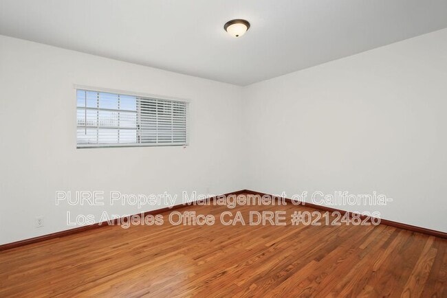 Building Photo - 4619 W 133rd St