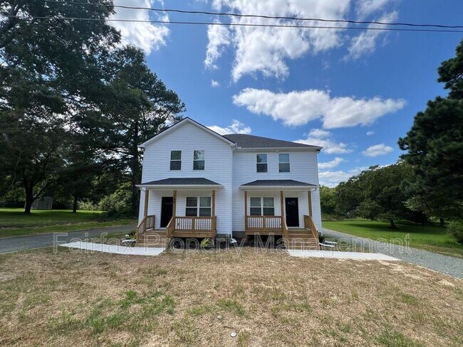 Building Photo - 1744 Morgantown Rd