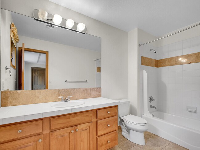 Building Photo - 16374 Sandstone Dr