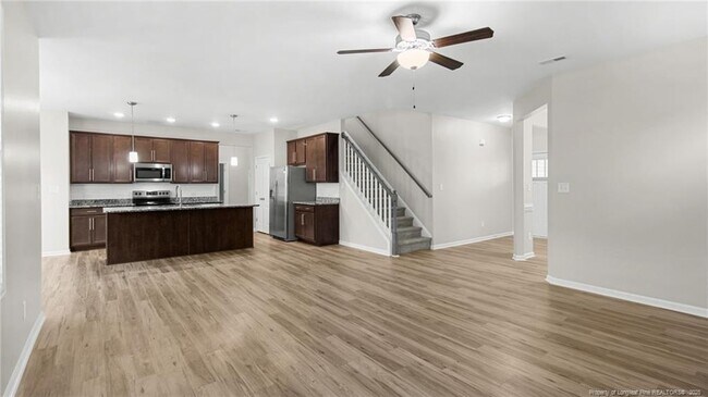 Building Photo - 160 Chatfield Dr.