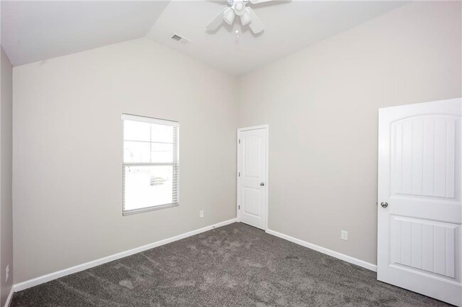 Building Photo - 6555 Woodwell Dr