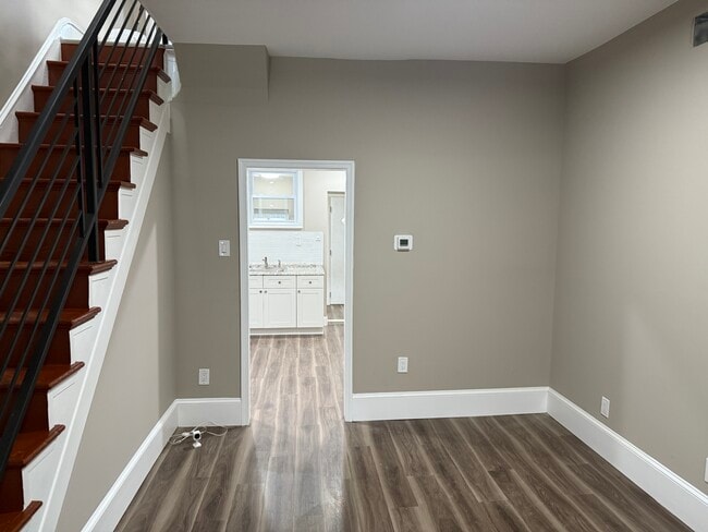 Building Photo - 2329 N Cleveland St