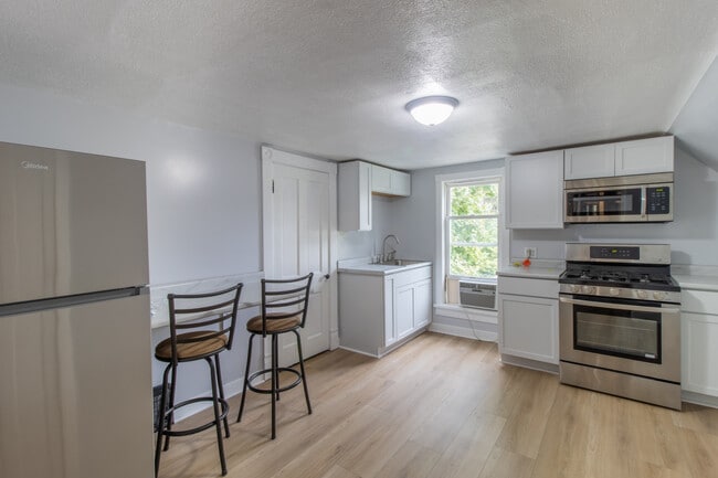 Building Photo - 265 Duffield Ave