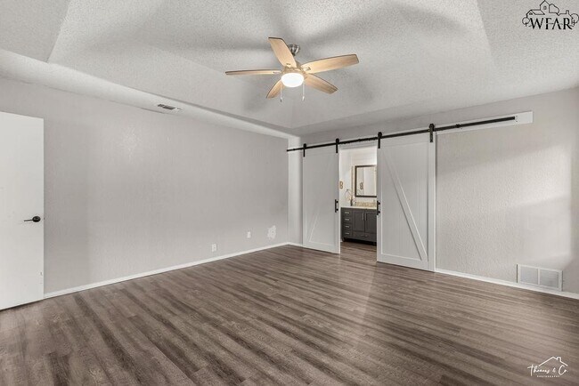 Building Photo - 1 McNabb Cir