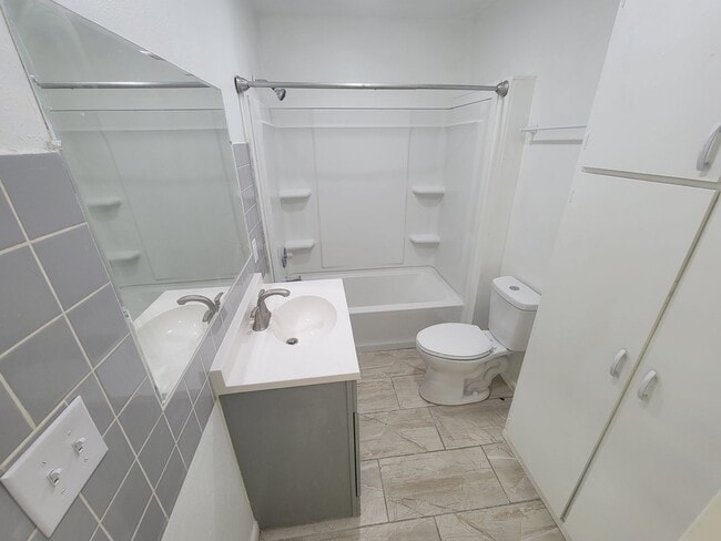 Building Photo - A Hidden Gem Offering Privacy and Convenience