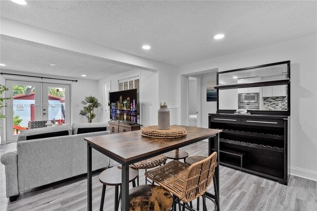 Building Photo - 1841 SW 29th Ave