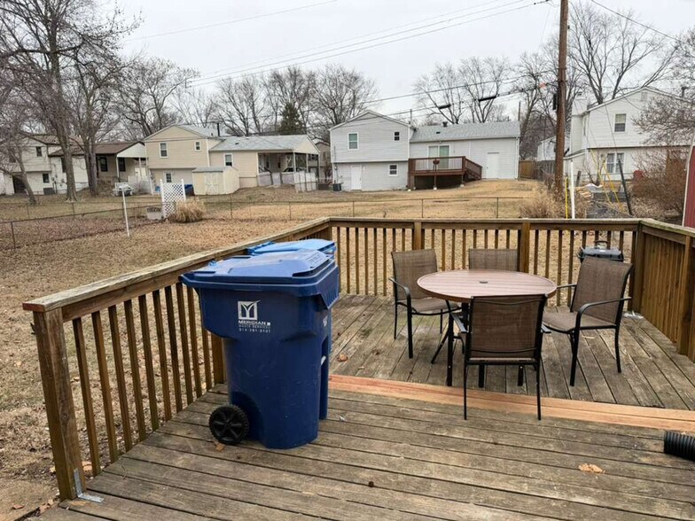 Building Photo - 2260 Danelle Ct