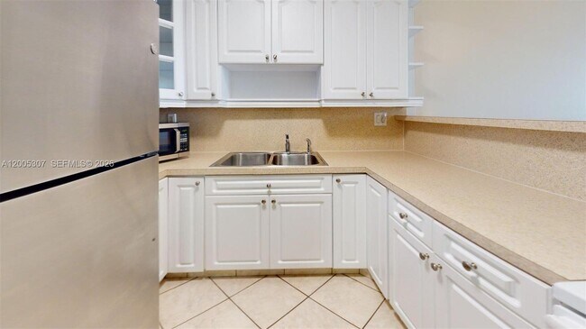 Building Photo - 500 Three Islands Boulevard