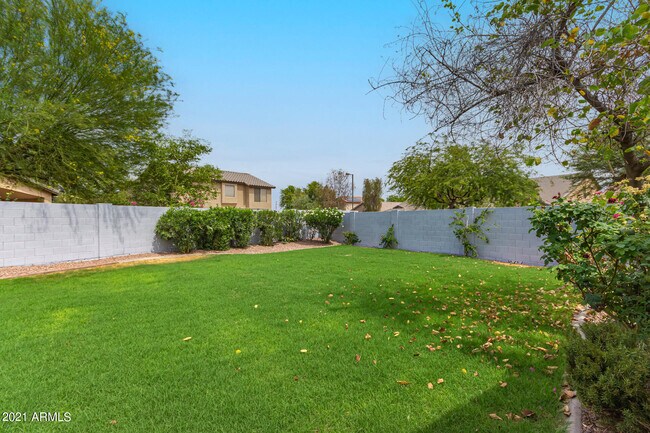 Building Photo - 12328 W Medlock Dr