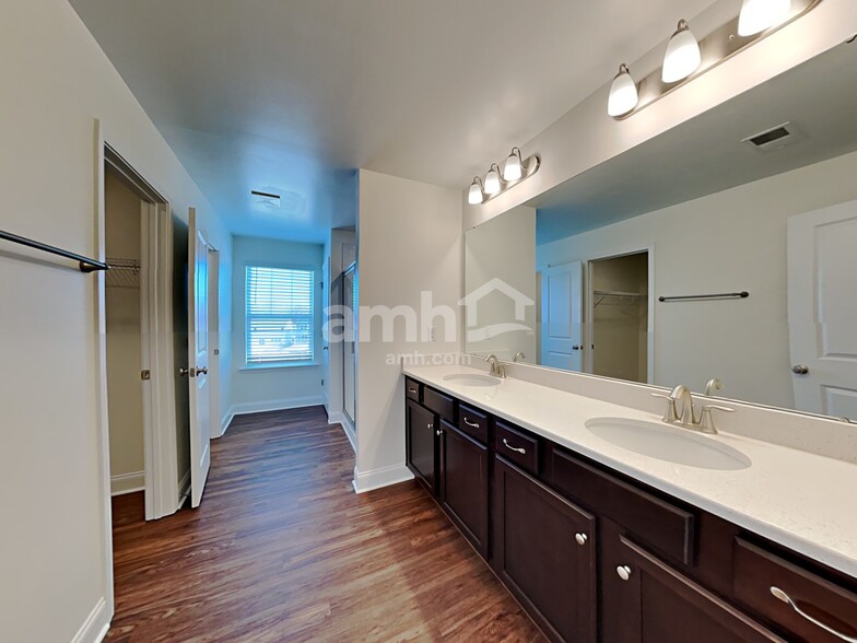 Building Photo - 3807 Kindness Wy