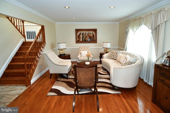 Building Photo - 9401 Hickory View Pl