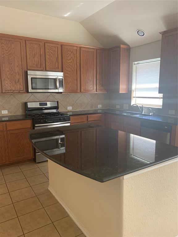 Building Photo - 446 Oak Chase Dr