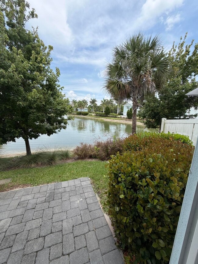 Building Photo - 342 Angler Dr