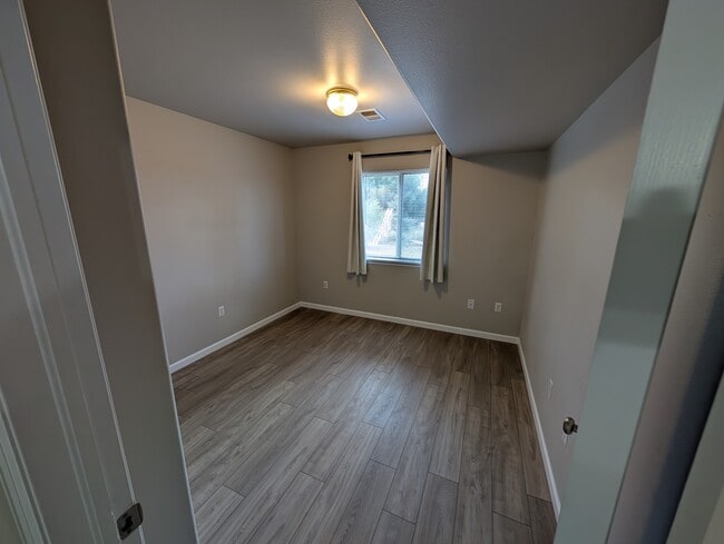 Building Photo - 4514 Laramie St