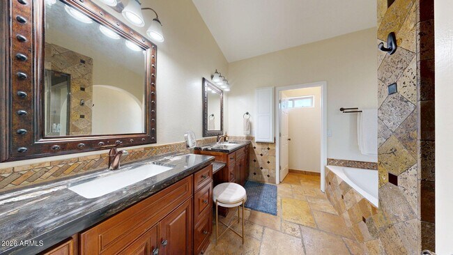 Building Photo - 14818 N 18th Pl