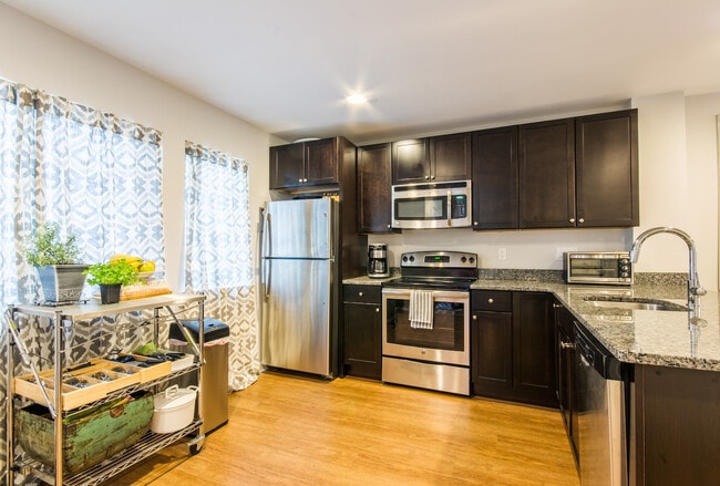 Building Photo - The Residences at 1221
