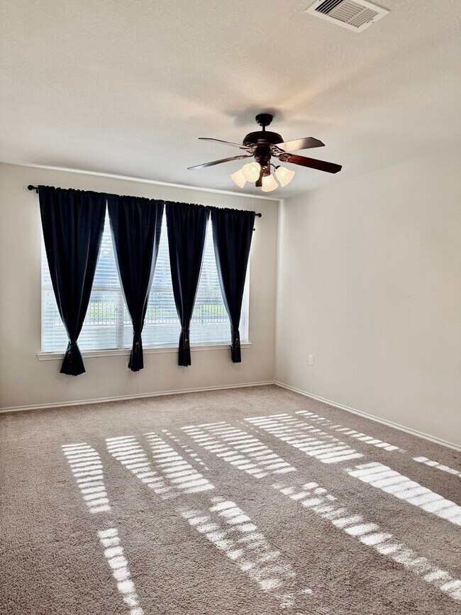 Building Photo - 13600 Breton Ridge St