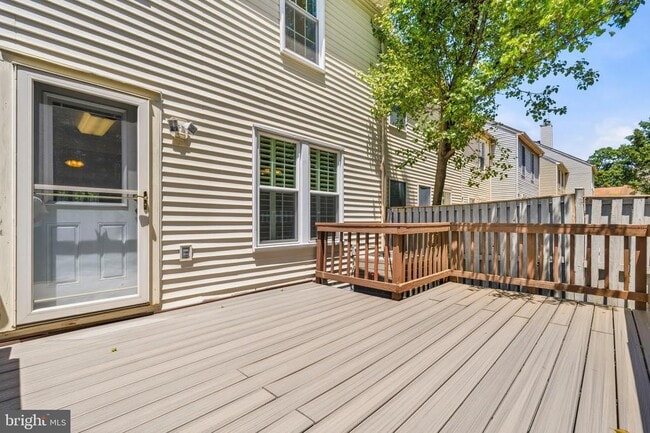 Building Photo - 6837 Malton Ct