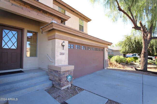 Building Photo - 2840 S Miller Dr