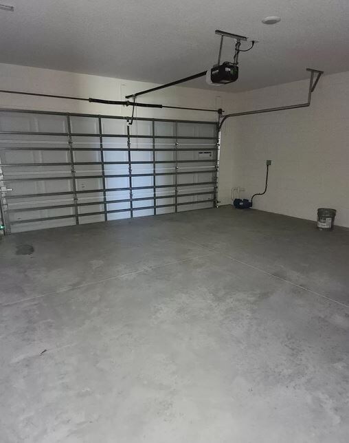 Building Photo - 1352 McFarland Dr