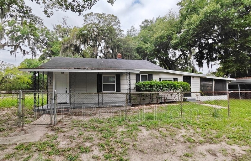 Building Photo - 573 E 55th St