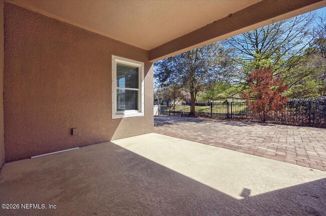 Building Photo - 18 Amherst Pl