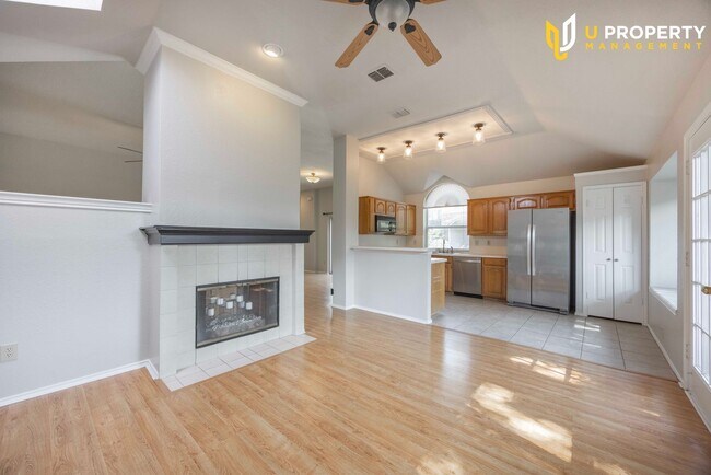 Building Photo - What's special