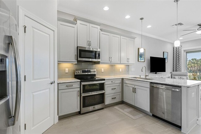 Building Photo - 4111 Rocky Shores Dr
