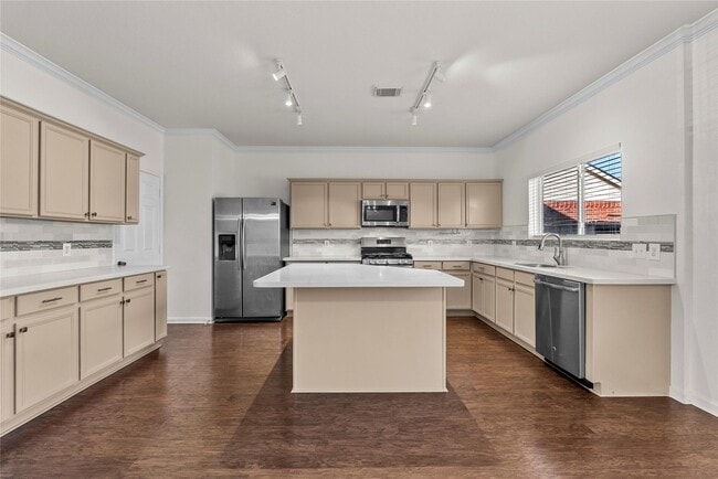 Building Photo - 542 Cedar Branch Dr