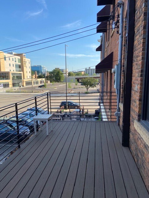 Balcony-deck - 307 N Riverfront Dr