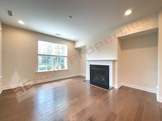 Building Photo - 1103 Laurel Twist Rd