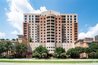 Building Photo - 330 Las Colinas Blvd E