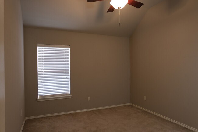 Building Photo - 2107 Sherbrook Park Ln
