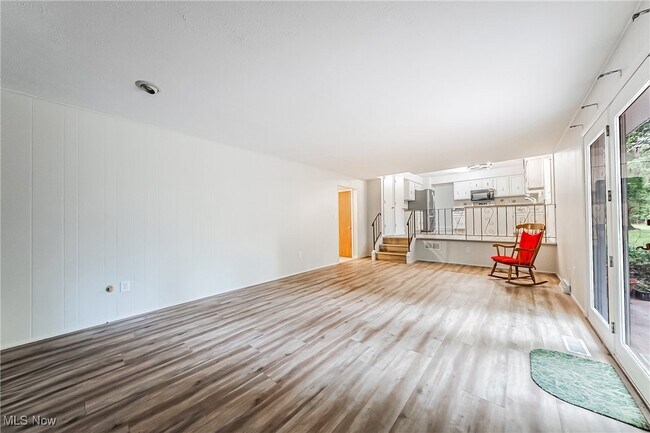 Building Photo - 1682 Mendelssohn Dr