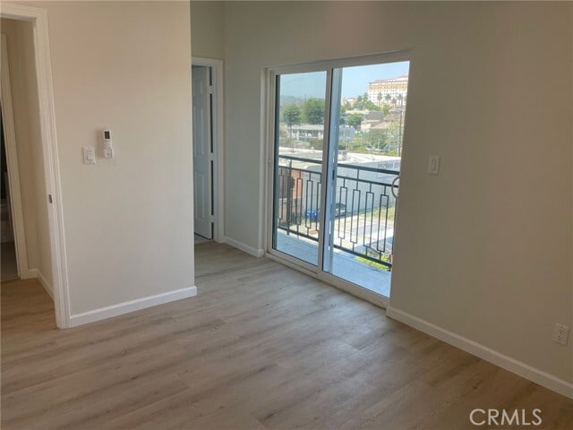 Building Photo - 315 N Alvarado St