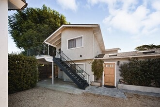 Building Photo - 611 W Mission St