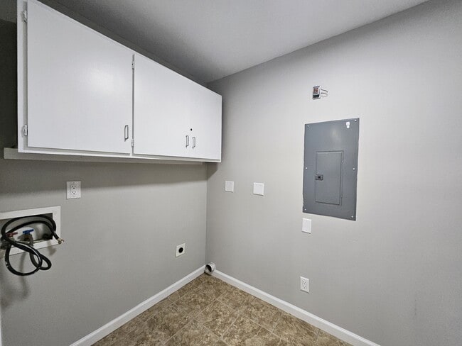 Building Photo - 3534 Hunt St