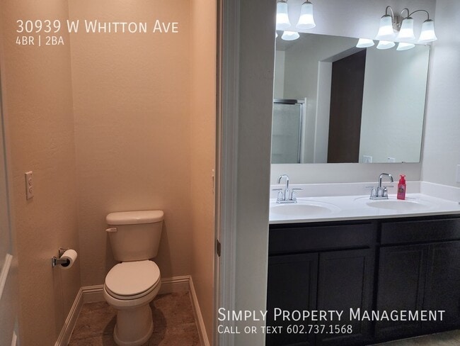 Building Photo - 30939 W Whitton Ave
