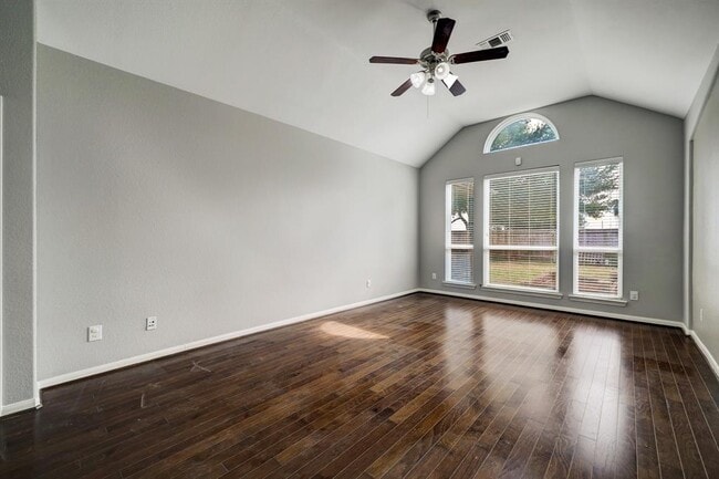 Building Photo - 6631 Larocke Trail