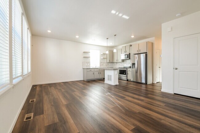 Building Photo - 18577 E 47th Pl