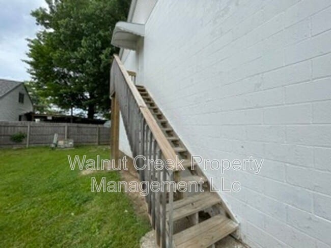 Building Photo - 4461 Oberlin Ave