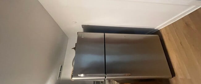 Building Photo - 4919 W Wabansia Ave