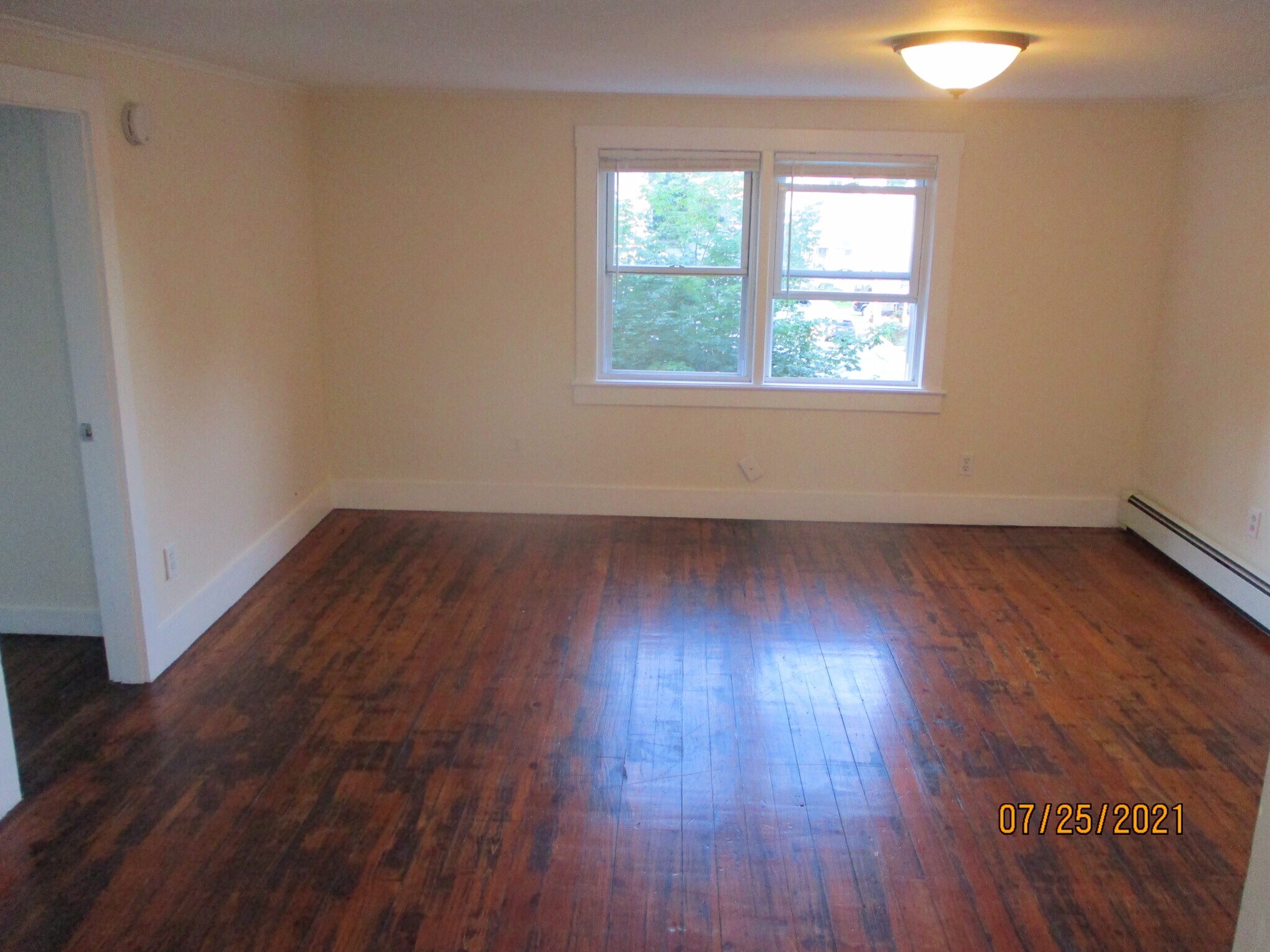 Living room - 23 Gagne St