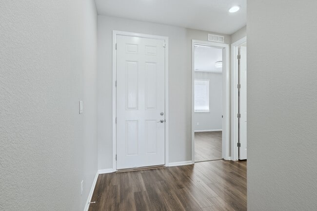 Building Photo - 8891 E 106th Pl