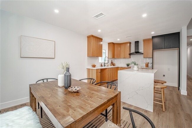 Building Photo - 6520 6th Ave